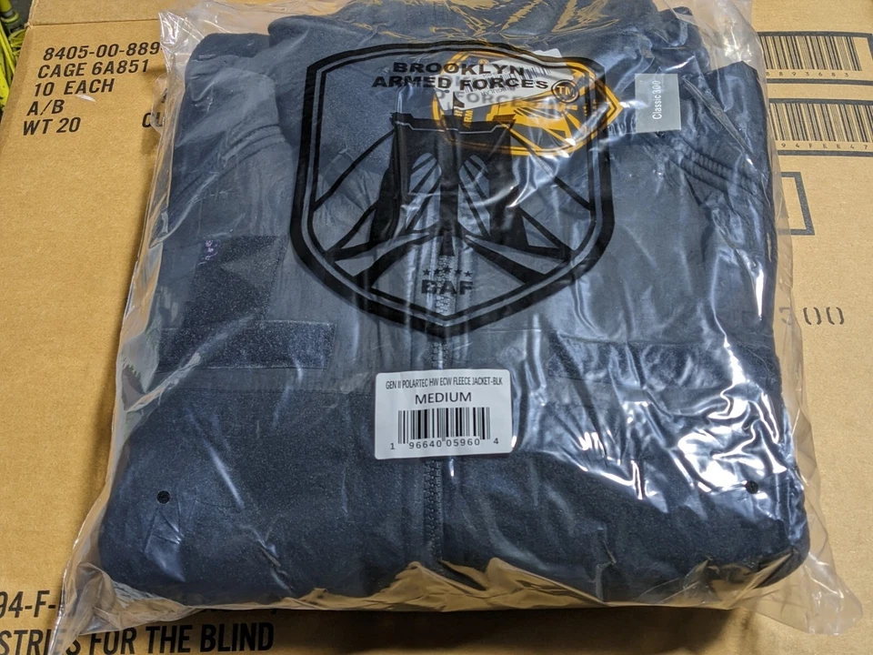 US Army Polartec 300 Fleece Jacket Liner ECWCS Black NIB B.A.F. - Image 2 of 4