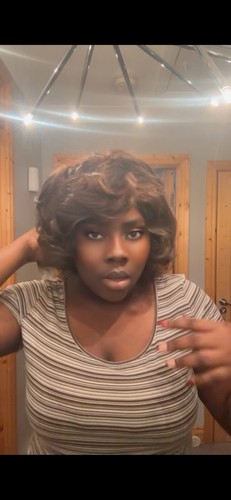 Non lace bouncy curls Synthetic Hair wig - Picture 2 of 4