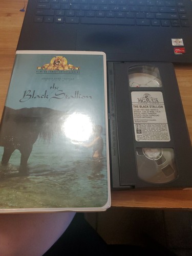 The Black Stallion (VHS, 1997, Clamshell Family Treasures) - Picture 3 of 3