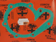 Pompe à eau Alfa Romeo 164