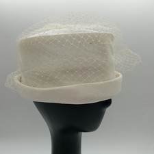 VTG White Union Made in USA Pillbox Hat Netted Veil