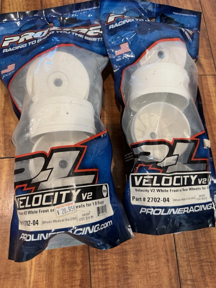 Proline Velocity V2 White Front Or Rear Wheels For 1:8 Buggy #2702-04 (2 Packs) - Image 2 of 2