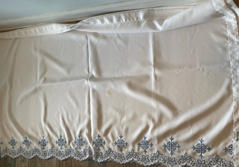 *WHITE AND BLUE EMBROIDERED TALLYS CATHOLIC CHURCH ALTAR FRONTAL 113' X 72”