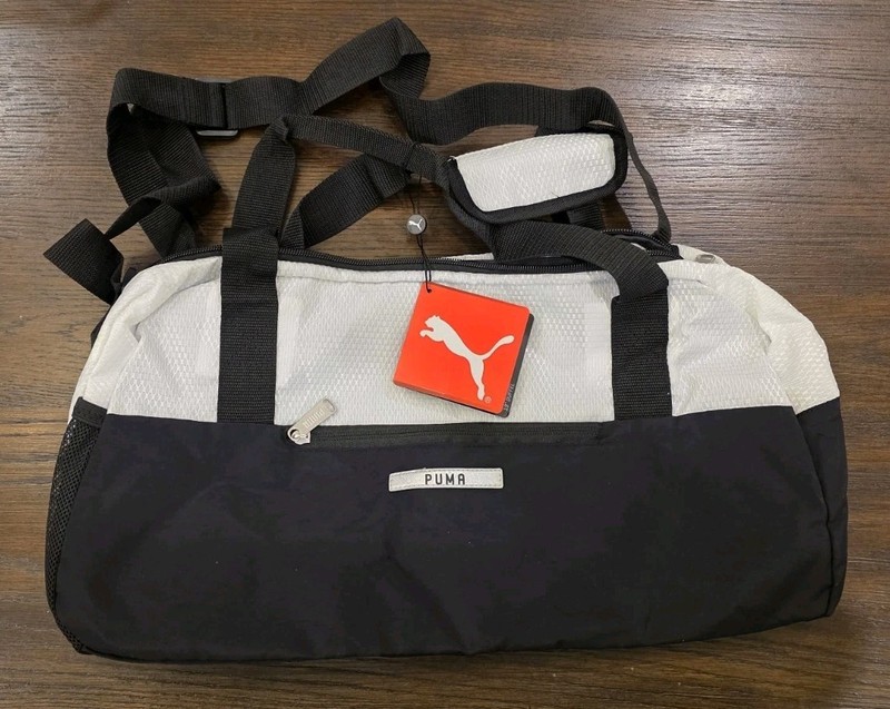 NWT Puma Duffel Bag Style PV1820-105 White/Black 19"x10"x9" - NM40