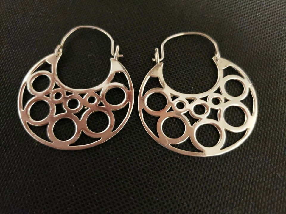 38mm. De colección. PENDIENTES COLGANTES GRANDES DE PLATA DE LEY CON VARIOS ARO. Foto 2 de 4