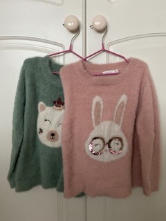 Girls soft and fluffy Jumpers. Age 4 5