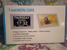 7 Inch Digital Photo/ Clock