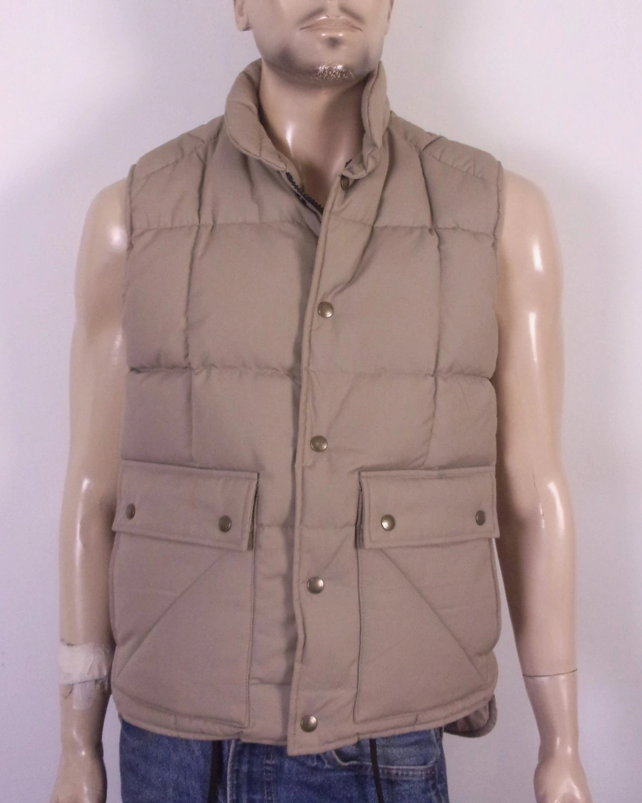 vintage 80s St. John's Bay Beige Puffer Vest Down & Feather Jacket Camp SZ M