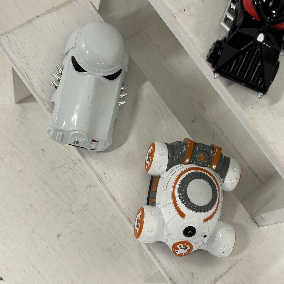 Hot Wheels Star Wars Character Cars Carships Lot of 6 Disney Darth Vader R2D2 - Image 2 of 4