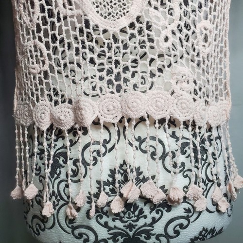 Wmns Sm Jnrs XXL Pastel Baby Pink Open Knitted Heart Bolero Shrug With Fringe - Picture 4 of 12