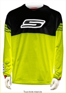 camiseta fluorescente