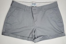 Old Navy women  s grey every day shorts size 12 EUC