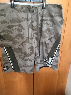 quicksilver board shorts size 36 mens
