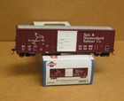 Athearn Purple HO Box Car Model Railroad Freight Cars