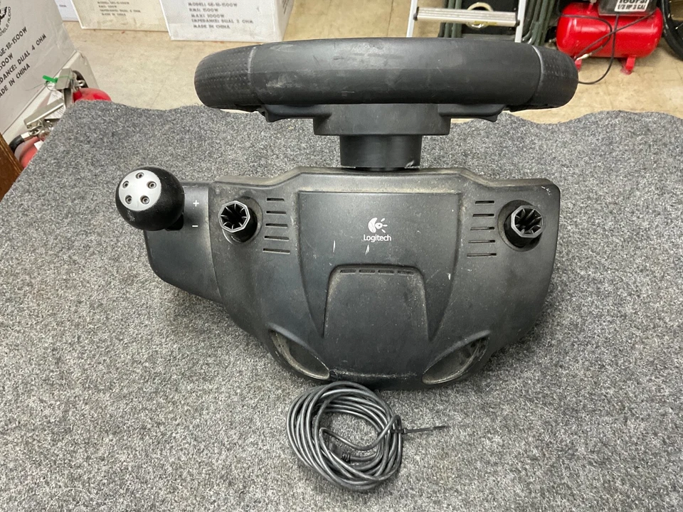 LOGITECH DRIVING FORCE GT Steering Wheel E-X5C19 Foto 3 de 4