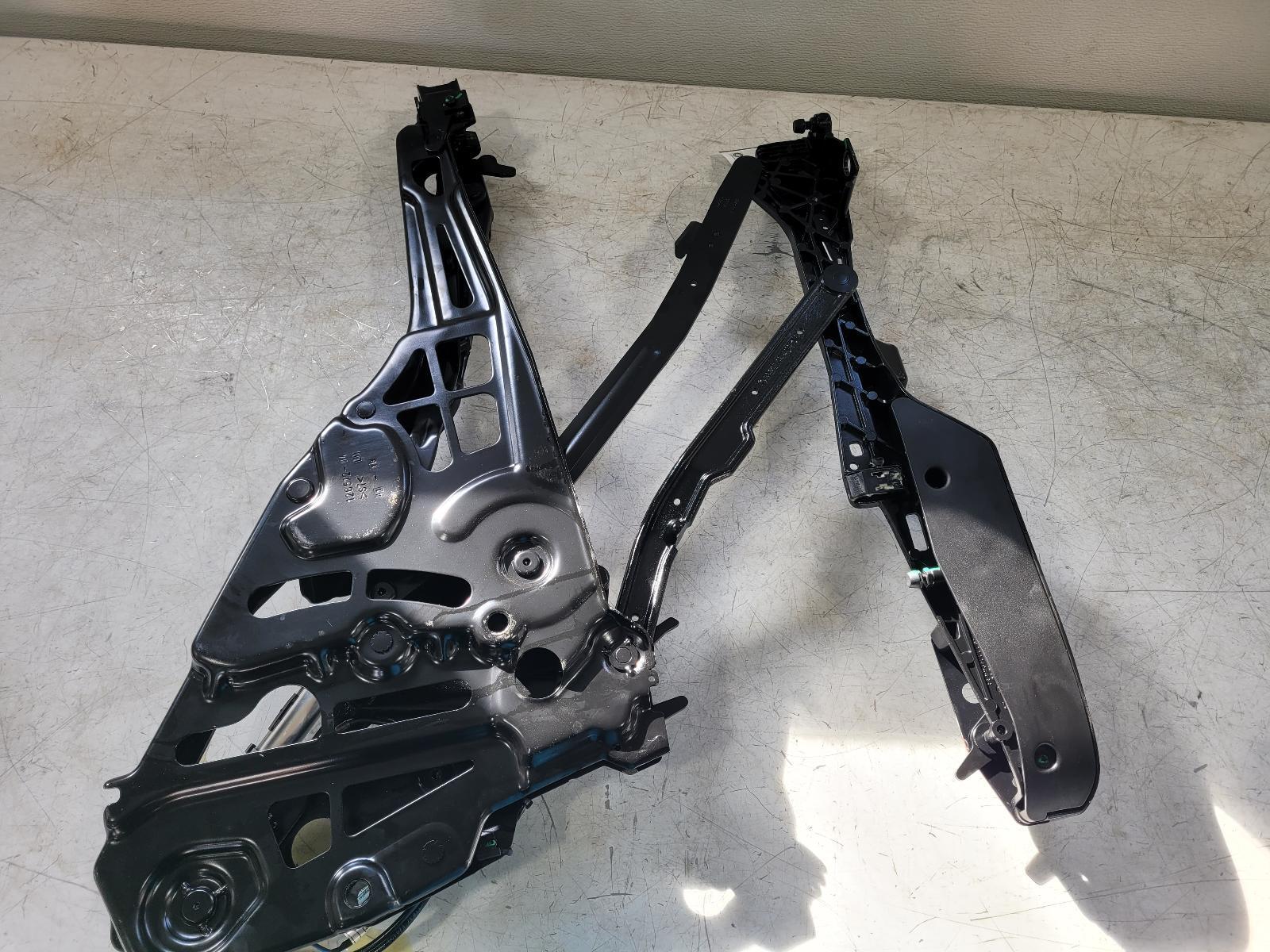 2017-2020 Ferrari Portofino OEM DRIVER REAR TRUNK LID HINGE