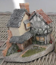 David Winter Cottage - 15 Lawnside Road -1994