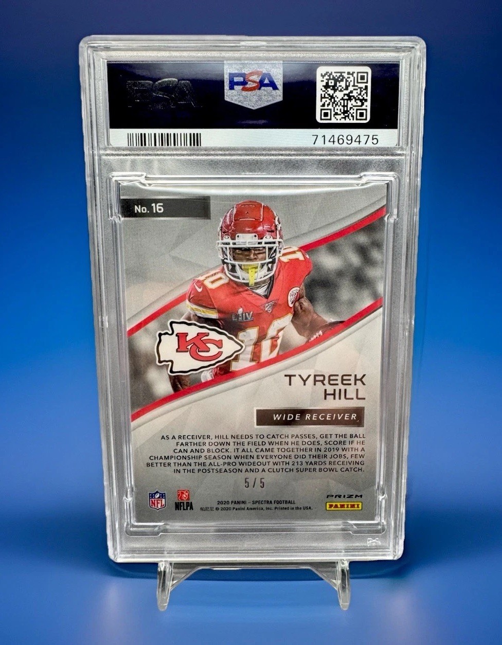 2020 Panini Spectra Tyreek Hill #16 Spectracular Psychedelic /5 PSA 8 view 2