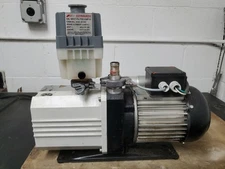 Leybold TRIVAC D10E T1-41111133 Rotary Vane Vacuum Pump 10m3/h w/ filter - WORKS