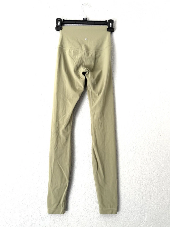 Leggings Lululemon para mujer tiro alto yoga 25" verde romero yoga talla 2 Foto 2 de 4
