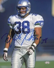 Mack Strong Autographed Signed 8x10 Photo Seattle Seahawks MCS Holo #63503