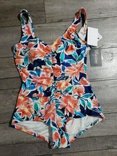 Maxine Of Hollywood Women Standard Shirred Front Girl Leg One Piece Swimsuit 18