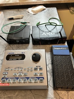 Musik Equipment Paket   Boss DR-3 Drumcomputer, Kabel, Pedal, Zubehör