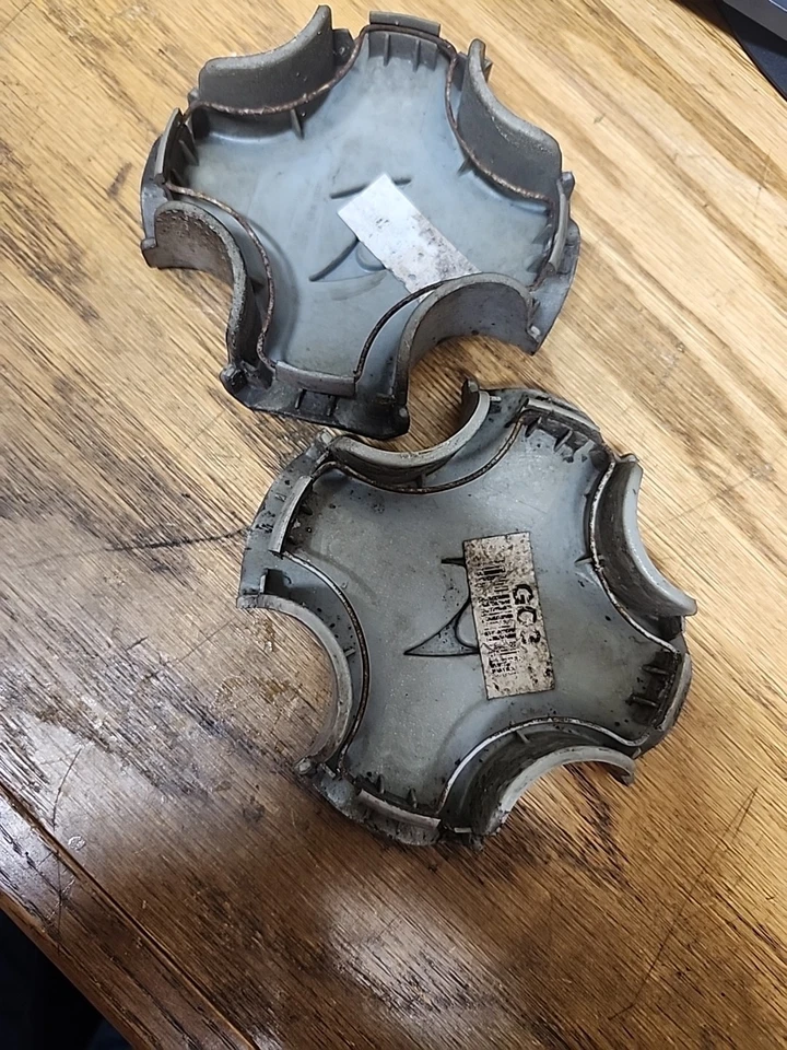 Tapa central Hyundai Accent 2012-2014 usada OEM 529601R500 70817 Foto 4 de 4