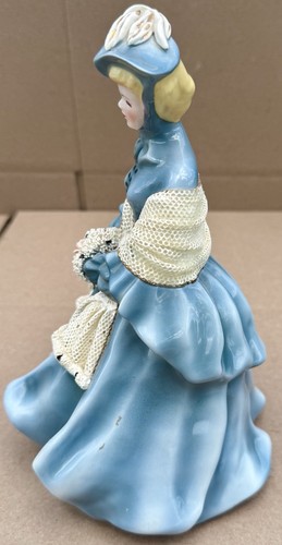 Vintage Florence Ceramics Camille Figurine Blue Dress Lace Shawl Handwarmer - Picture 7 of 12