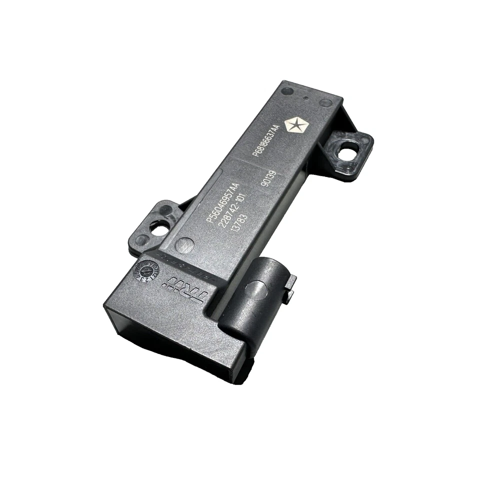 MÓDULO ANTENA ENTRADA TRASERA IZQUIERDA O DERECHA SIN LLAVE 2014-2023 JEEP CHEROKEE OEM Foto 2 de 4