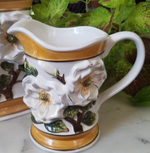 Vintage "KK" Kabushiki Kaisha 3D Gardenia/Magnolia Quartz Clock & Pitcher--L👀K! - Picture 10 of 16