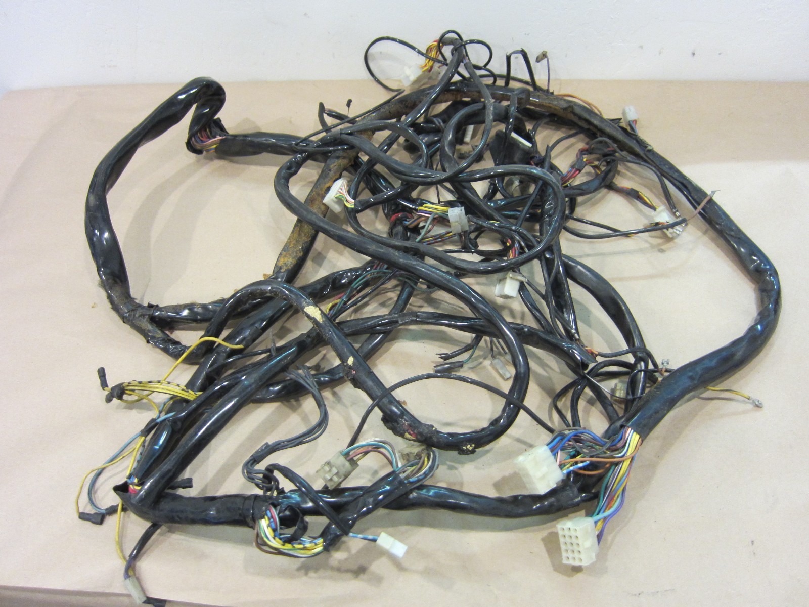 Ferrari Mondial 8  Rear Body Harness/Motor Trunk Part# 116362