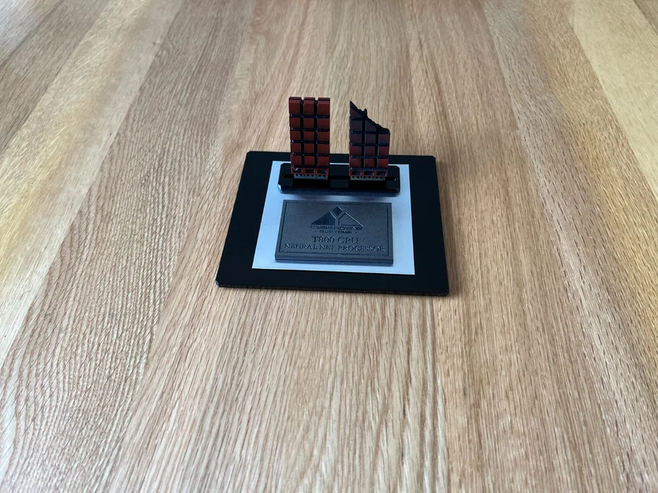 Terminator T-800 CYBERDYNE CPU Brain Chips - Prop Replica - Image 2 of 4