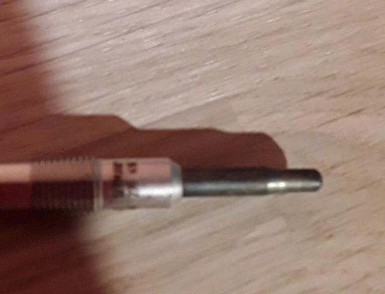 Genuine Vauxhall Astra H Zafira B Vectra C 1.9 CDTi Diesel Glow Plug 95508489 - Image 3 of 4