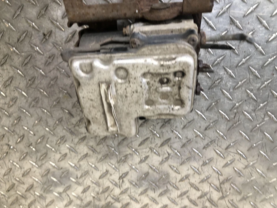 2001-2002 Chevrolet Silverado 2500 HD 4*4 ABS насос в сборе проверенный оригинальный - Изображение 4 из 4