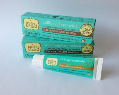 TEPTHAI Concentrated Herbal Toothpaste Reduce Plaque Coffee Tobacco Stains Oral