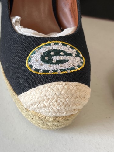 The Groupie Sandale grün Bay Packers Keilabsatz Damen Größe 6,5 neu im Karton - Bild 3 von 10