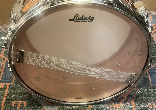 Ludwig 14x6.5 Copperphonic Hammered Snare Drum - Picture 3 of 10