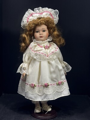 Heritage Mint Ltd Porcelain Doll Collectible Vtg 1996 GC Doll Stand 18''Hx9''Lx5''W