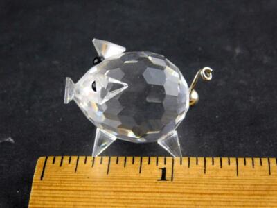 Swarovski Pig with Metal Tail Figurine Faceted Glass Crystal A+