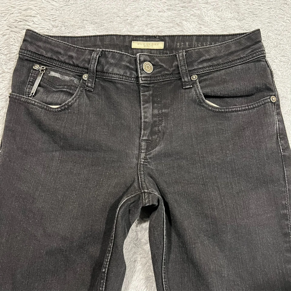 Pantalones de mezclilla Burberry Brit Burrington para mujer 28x27 negros con cremallera tobillos 5 bolsillos LEER Foto 2 de 4