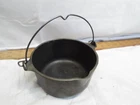 Wagner Sidney No. 1362 D Mini Cast Iron Dutch Oven Pot w/ Bail
