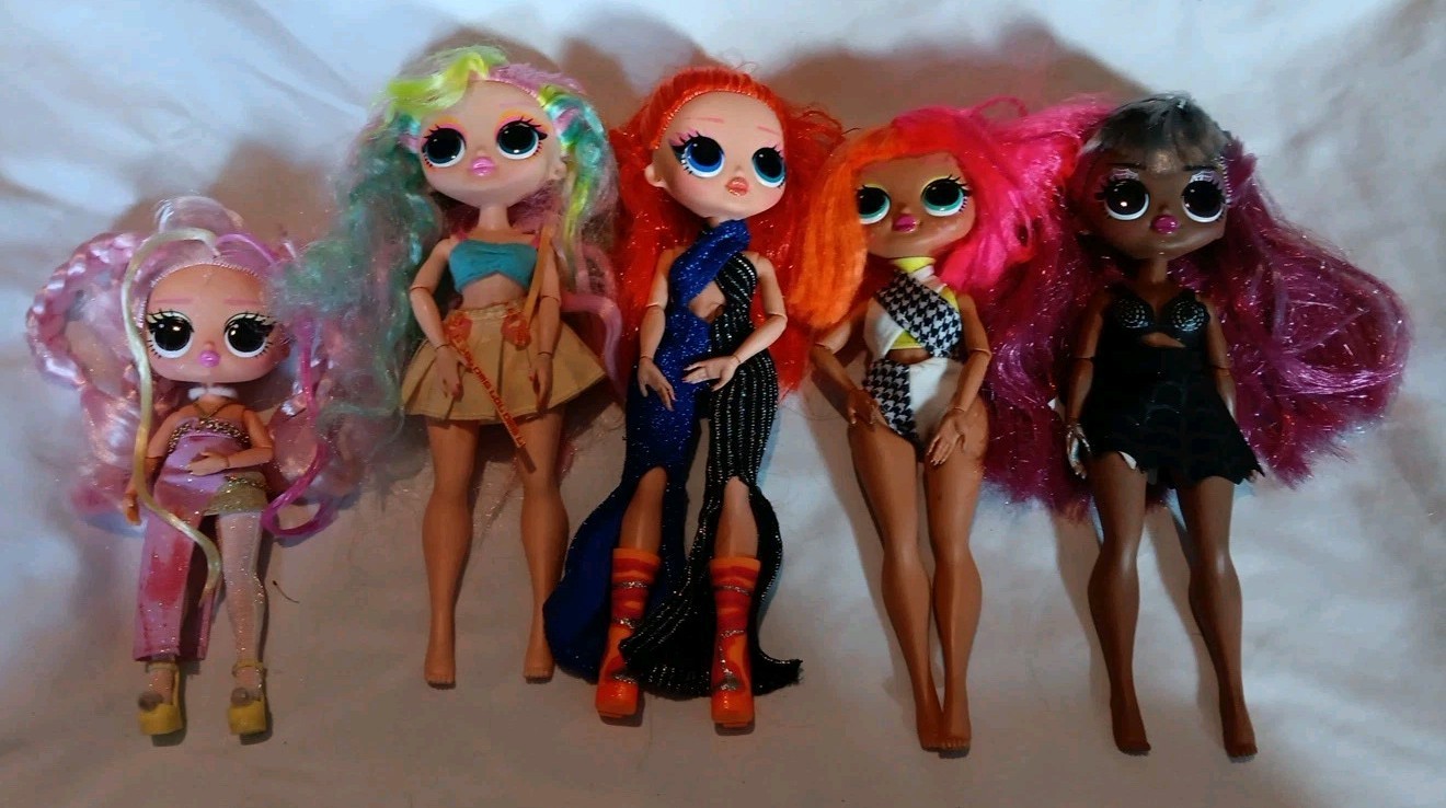 Lot Of 5 LOL Dolls