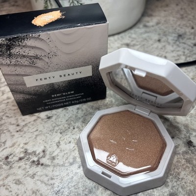 FENTY BEAUTY Demi Glow Light-Diffusing Highlighter, 0.16 OZ (04 Loo$e Change)