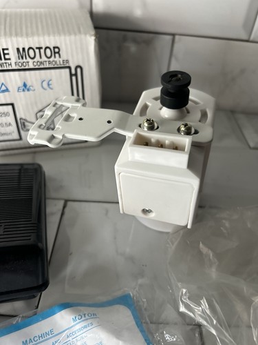 FDM Sewing Machine Motor & Foot Control Pedal Model Hf(s)-09250 Brand New - Picture 11 of 14