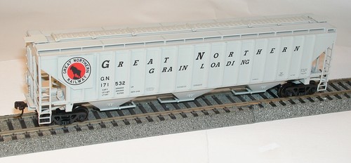 Kit de tolva cubierta estándar de 3 bahías Accurail 6522 HO Great Northern Pullman | Zustand: New