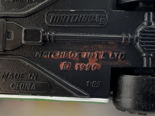 VINTAGE 1990 MATCHBOX AUTO #11 CHEVROLET LUMINA squadra bianca Goodyear Eagle - Foto 7 di 9