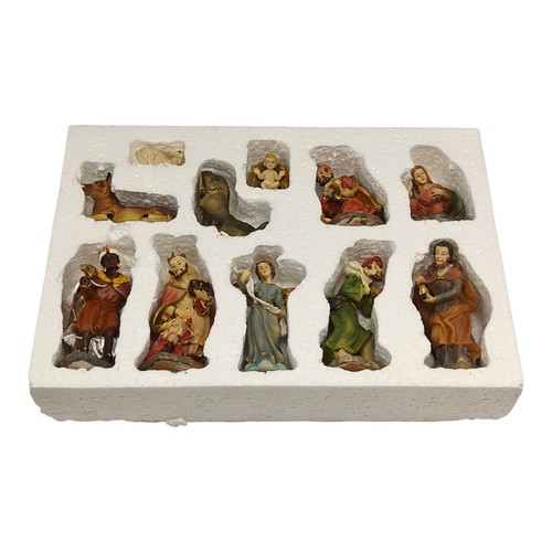 Nativity Set 11 Pieces Promise of Christmas Robert Stanley - Picture 2 of 18