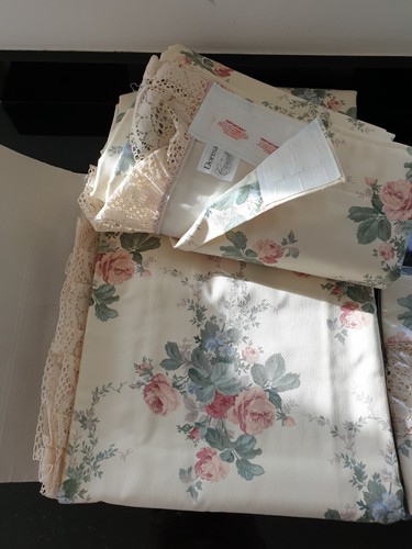 Vintage Dorma Chestnut Hill Lace Trimmed Lined Curtains 170 x 184cm + Tie Backs - Picture 2 of 8