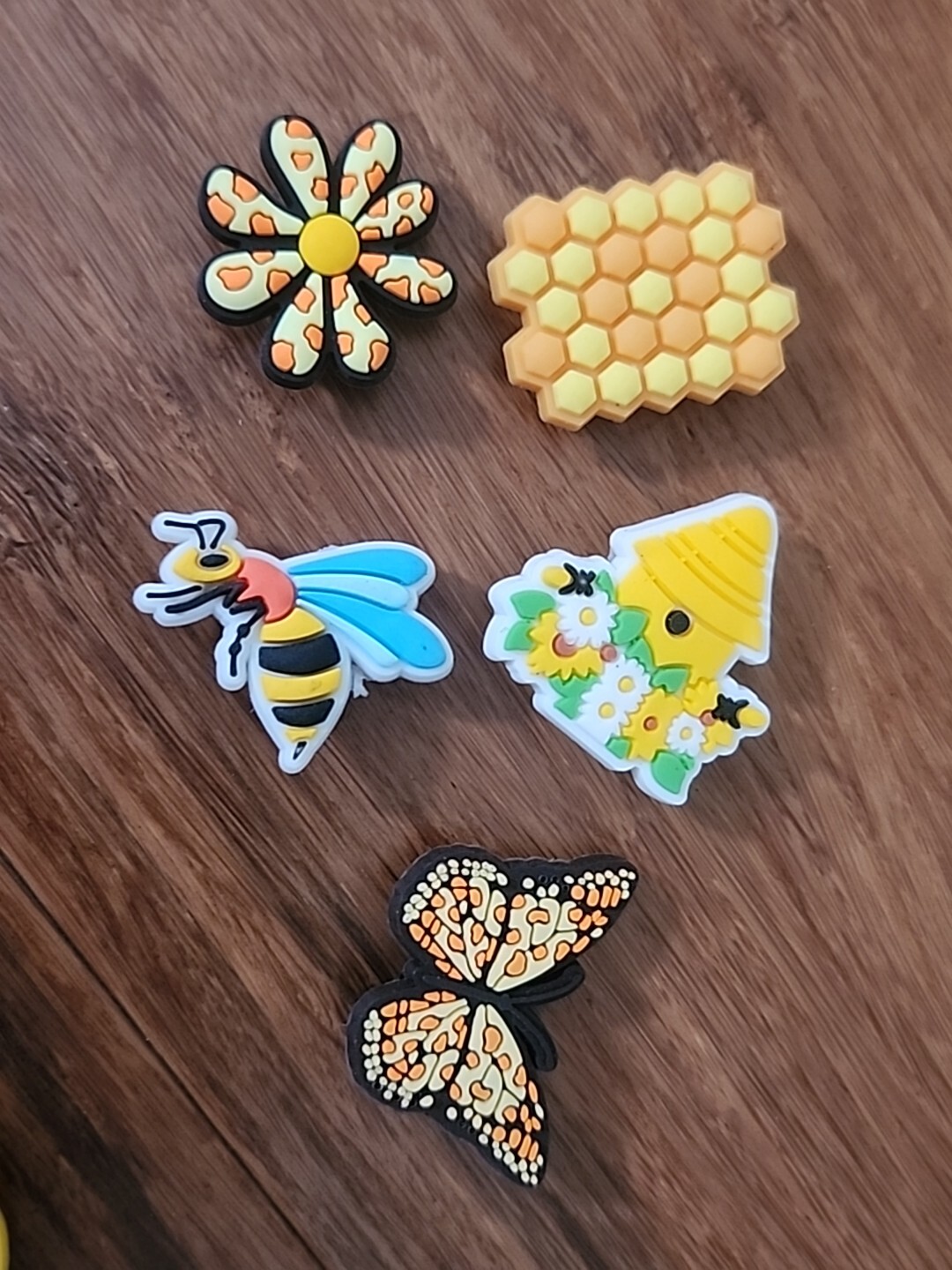 Garden Camp Nature Flower Bees Butterfly Set Of 18 Jibbitz Charms Crocs shoes eBay